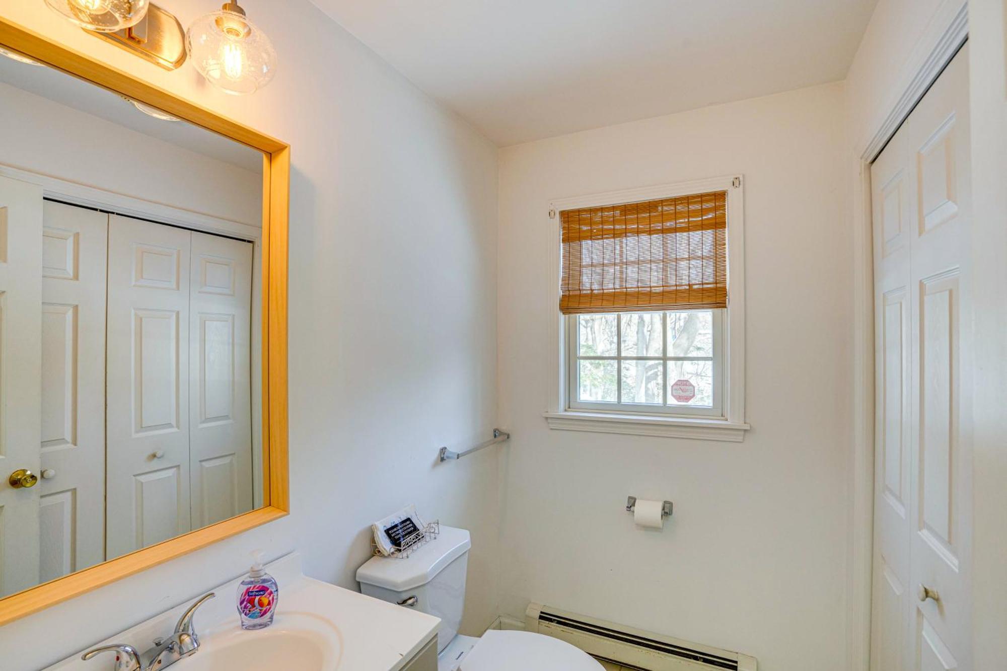Private Guest House In Dtwn Lenox, Walk To Dining! Экстерьер фото