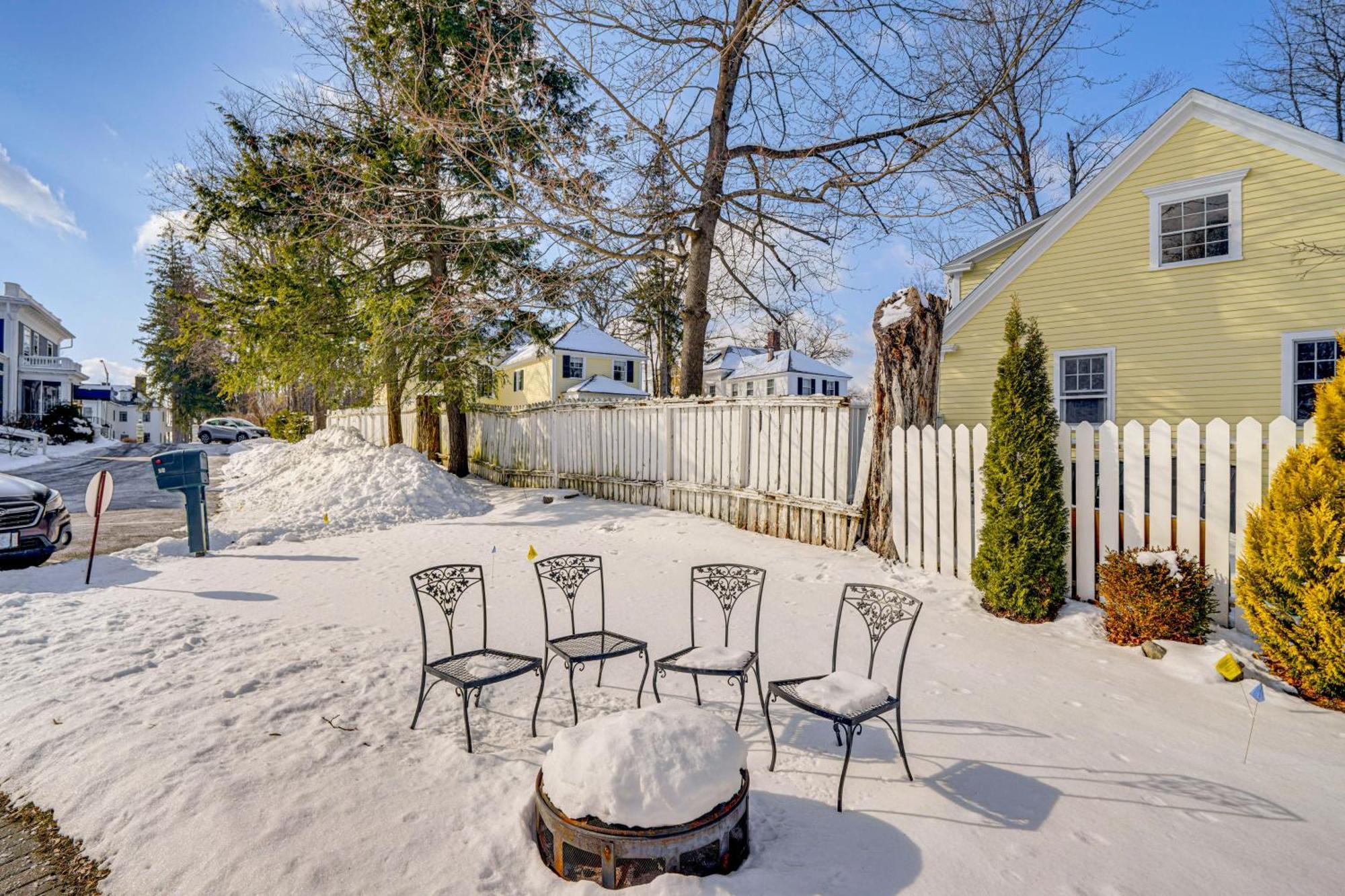 Private Guest House In Dtwn Lenox, Walk To Dining! Экстерьер фото